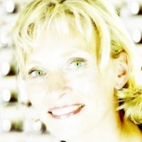 Iris Halve