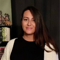 Nicole Faux