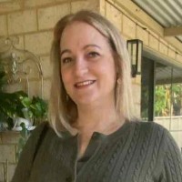 Corrina Niendieker-Hale