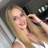 Dora Debreczeni