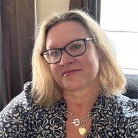 Julie Parry