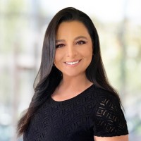 Elizabeth Recinos