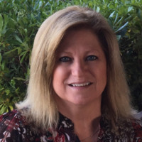 Roxane Hall