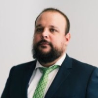 José M. Hernández