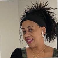Carol Santa Cruz