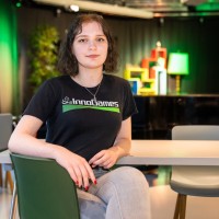 Alina M.