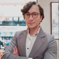 Daniel V.