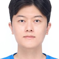 김윤환