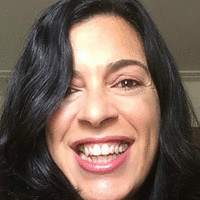 Ana Claudia Roman Ayres