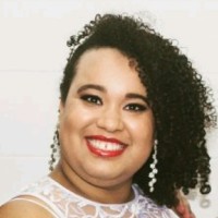 Janaina Sales Pires Dominguez Vasconcellos