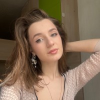 Анна Шакарян