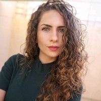 Niki Parasiri