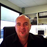 Mark Underdown