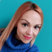 MARI CARMEN REINA MATES