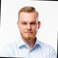Lars Holzer