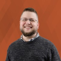 Alex Bolovschak, Eit