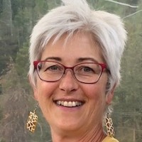 Renee Lyons