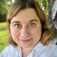 Sarah Hollis