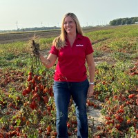 Renee Bowen, Sns