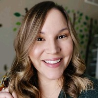 Tricia Kalivas (Okuly), Mshal