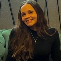 Julia Oliveira Martins