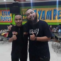 Roy Handika