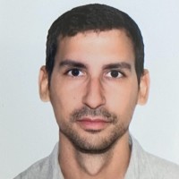 Víctor M.