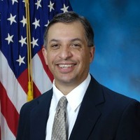 Thomas P Arnold