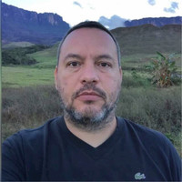 Cesar Vivas