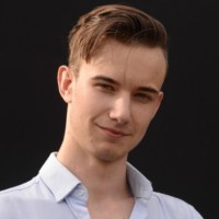 Márk Csákvári