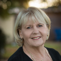 Elaine Felix