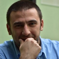 Emre Genek