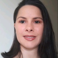 Camila Fazani Teixeira