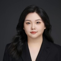 Iris (Yihan) Hong
