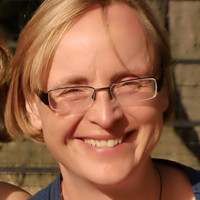 Dr Ellen Schwartz