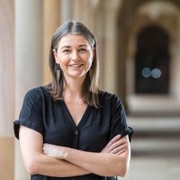 Dr Cassandra Chapman