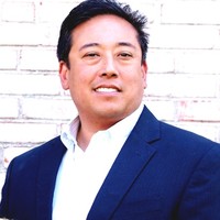 Kenneth Hwang