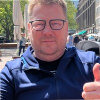 Niels Holm