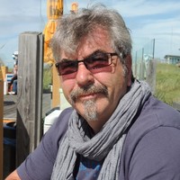 Michael Schneider