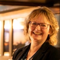Sue Saunders