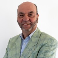 Tom van der Hoff MSc MiF RV
