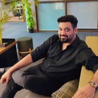 Naveed Raza