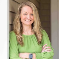 Hillary Mueller, Mba