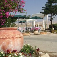 pninat vered zimmers - dead sea 