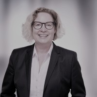 Claudia Richter