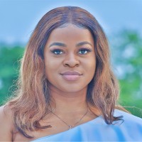 Bénédicte Yenyi, Mia
