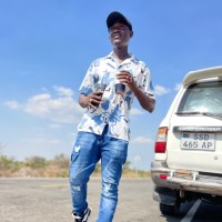 Moses Longa