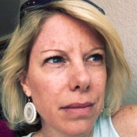 Karen Kuhar