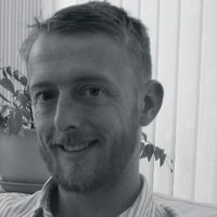 Neil M DeW Lutton