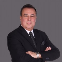 Cengiz Soylemezoglu - 金格斯